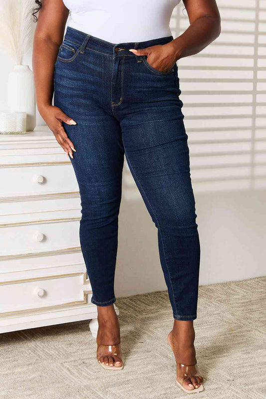 Judy Blue Full Size Skinny Jeans with Pockets - Just Enuff Sexy