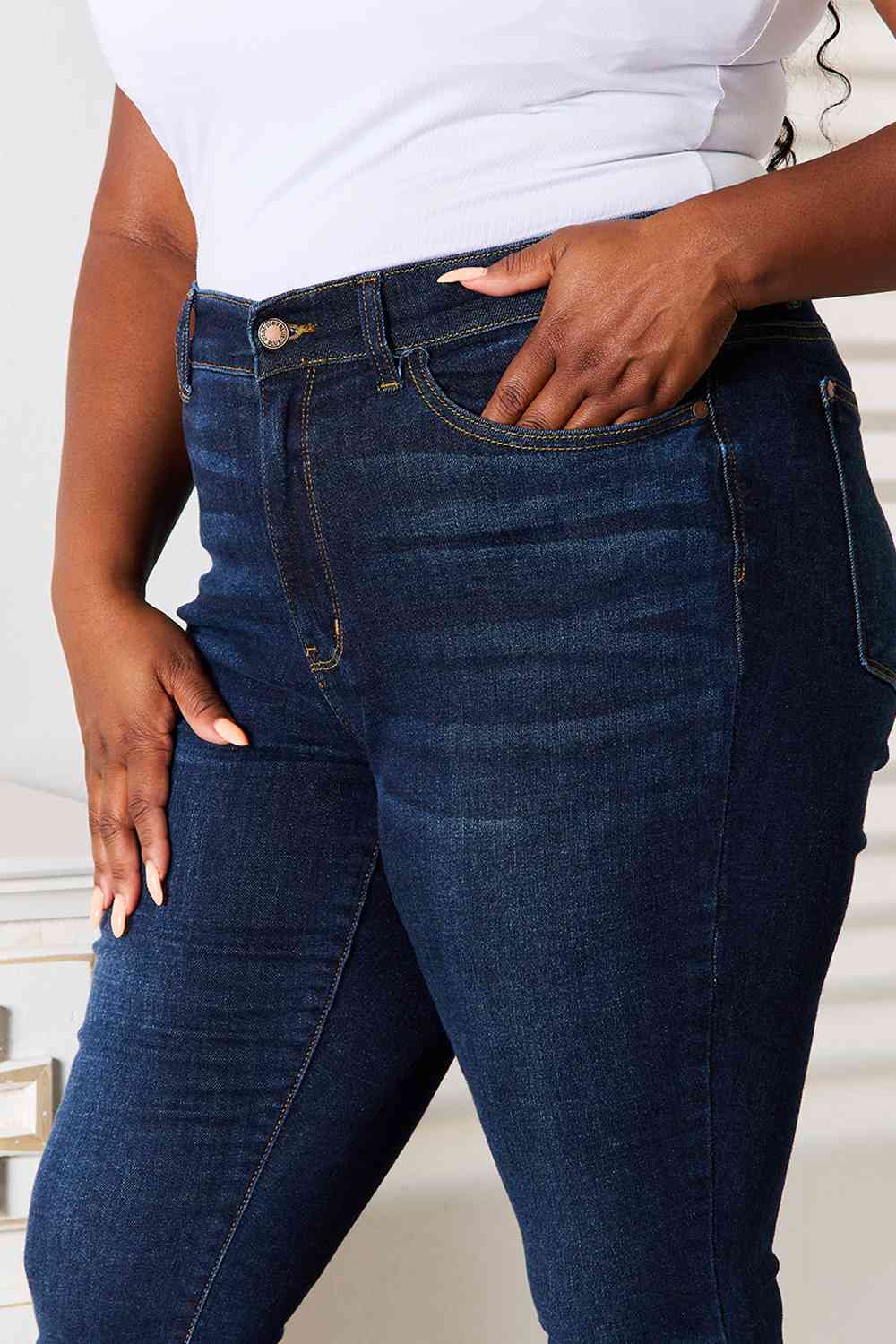 Judy Blue Full Size Skinny Jeans with Pockets - Just Enuff Sexy