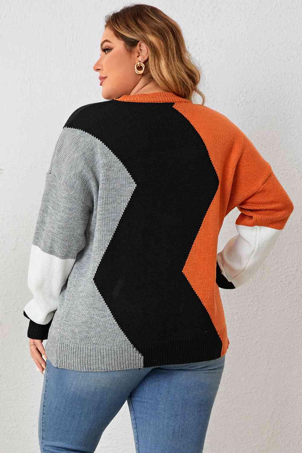 Plus Size Color Block Round Neck Knit Top - Just Enuff Sexy